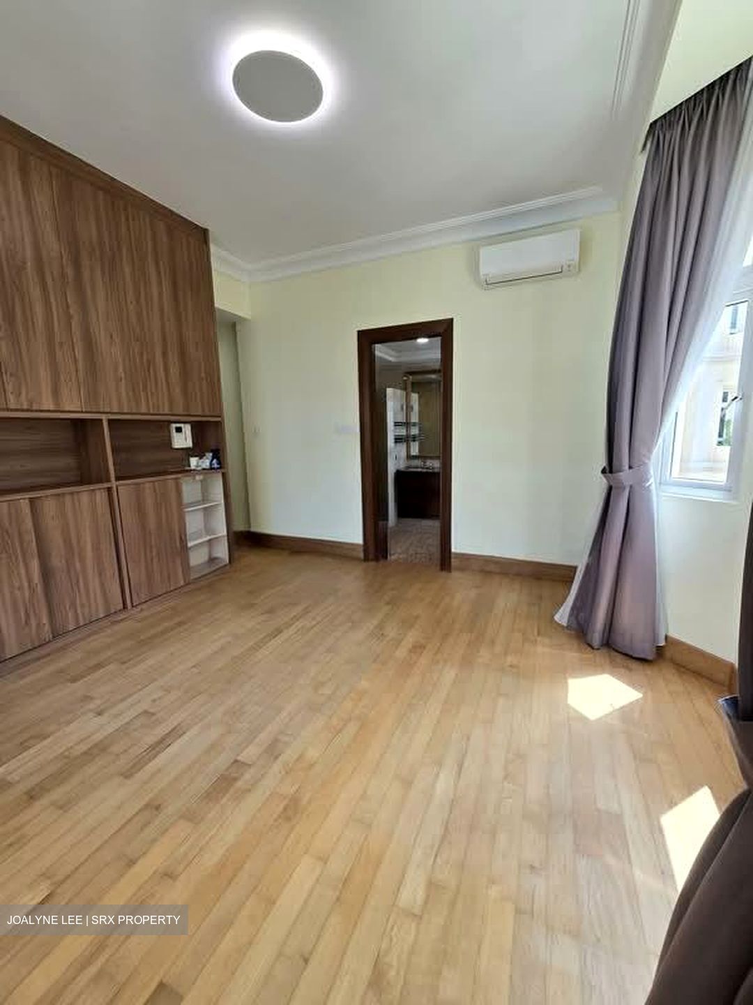 Chelsea Gardens (D10), Condominium #537257021